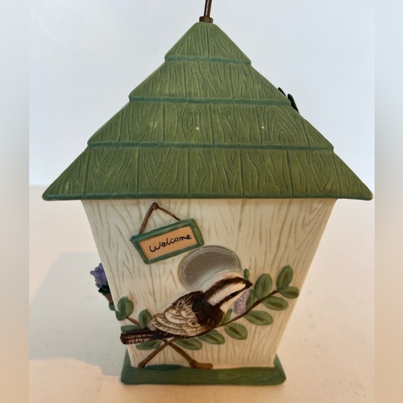 Pfaltzgraff Naturewood Hanging Birdhouse - Picture 1 of 10